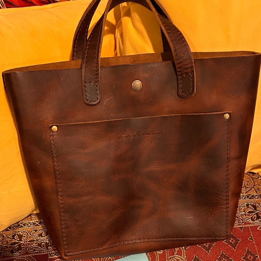 Portland Leather Goods Mini Classic Crossbody Tamarindo Brown
